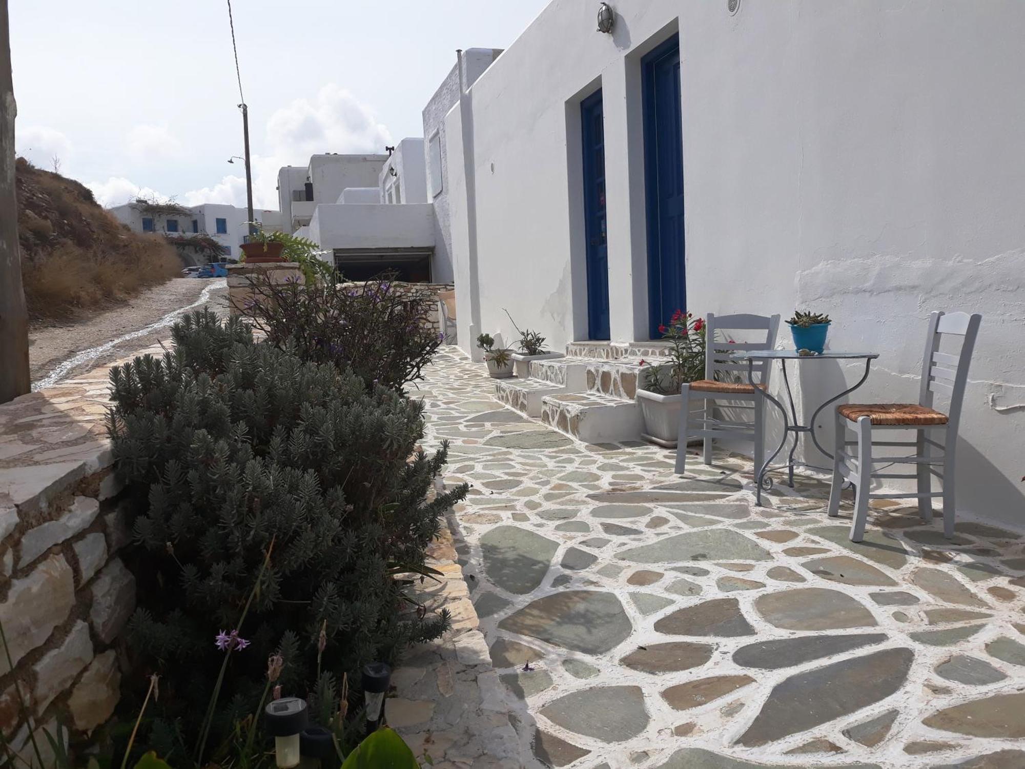 Athina'S Blue Studios Náousa Eksteriør billede