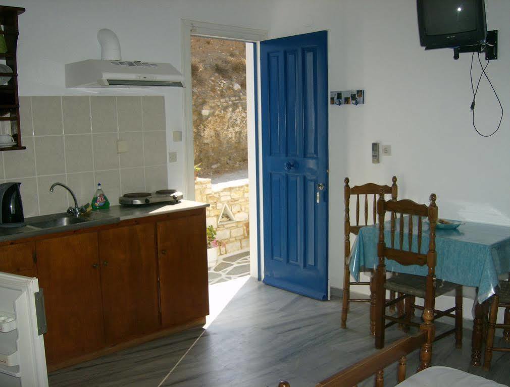 Athina'S Blue Studios Náousa Eksteriør billede